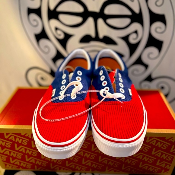 Vans Other - Vans Era Shoes (Mens 8 / Women’s 9)